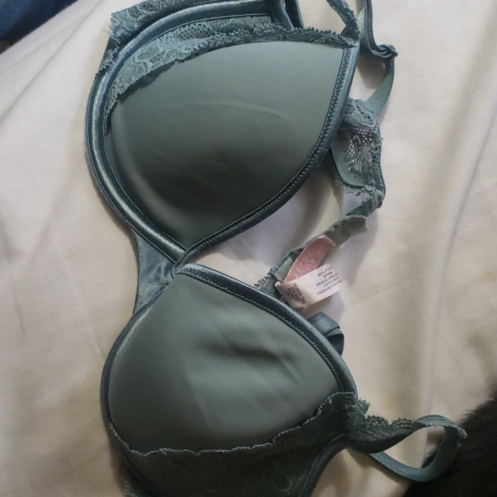 Victoria Secret bra
